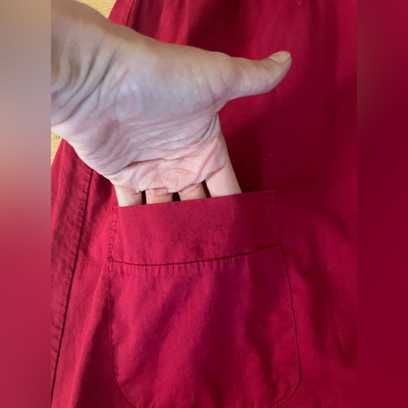 Velvet by Graham and Spencer cotton dress with pockets and pin tuck waist - Picture 3 of 9